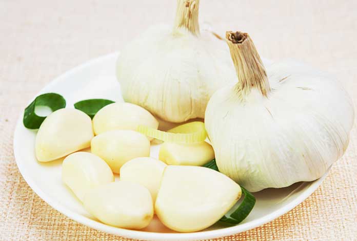 Taste Some Garlic for reduce belly fat