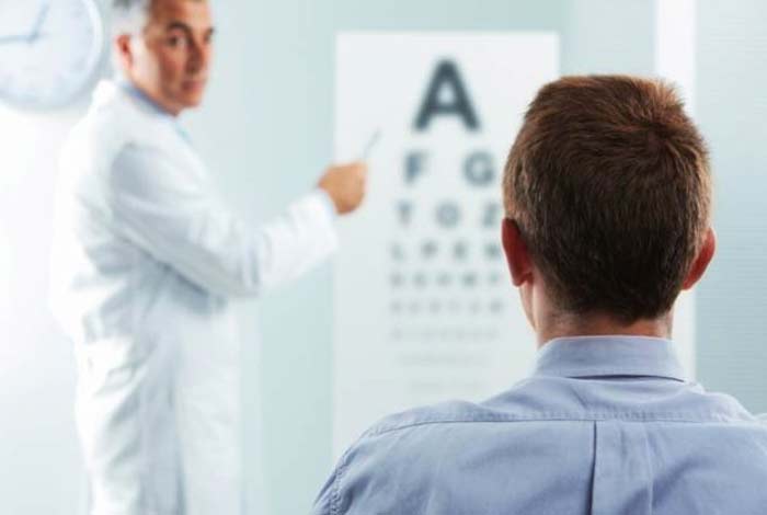 symptoms of age related macular degeneration