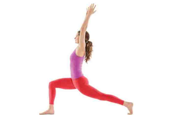 high lunge pose utthita ashwa sanchalanasana