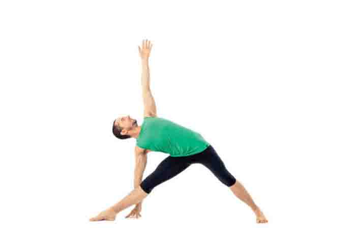 triangle pose trikonasana