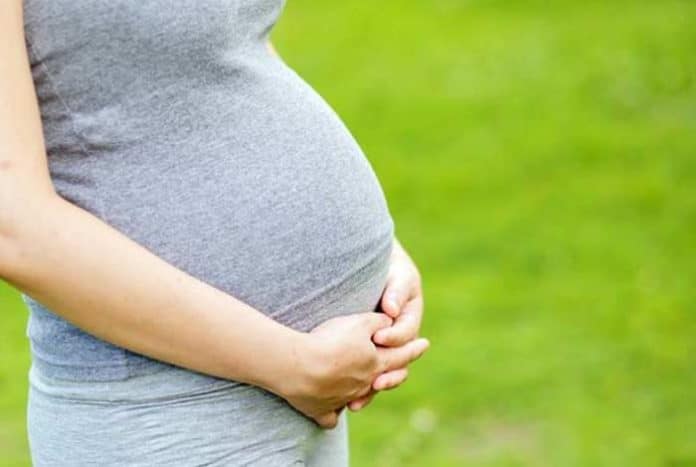 consumption of painkillers during pregnancy may lower the fertility of the offspring